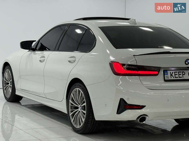 Седан BMW 3 Series 2020 в Одессе