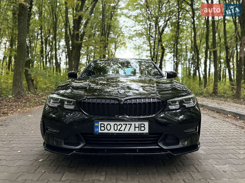 Седан BMW 3 Series 2019 в Тернополе