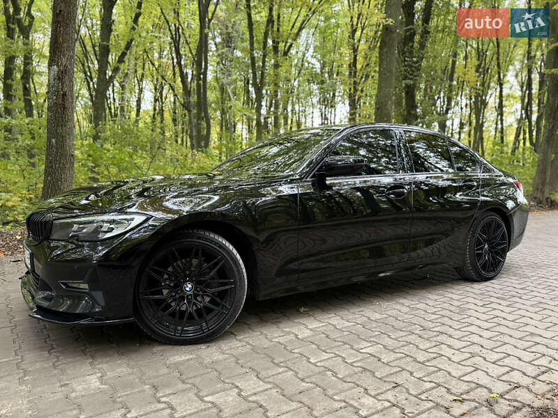 Седан BMW 3 Series 2019 в Тернополе
