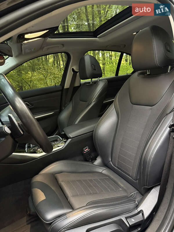 Седан BMW 3 Series 2019 в Тернополе