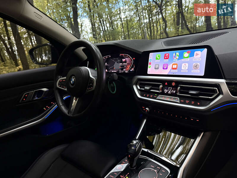 Седан BMW 3 Series 2019 в Тернополе
