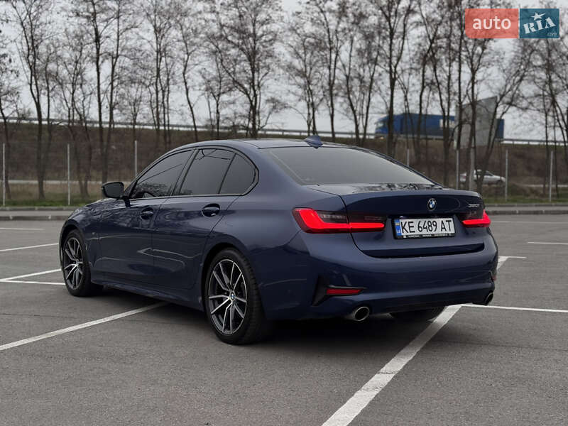 Седан BMW 3 Series 2021 в Днепре