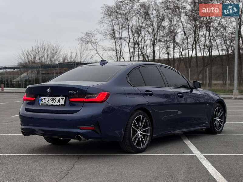 Седан BMW 3 Series 2021 в Днепре