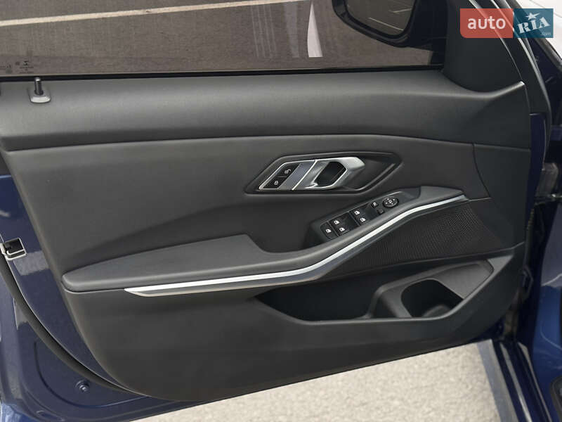 Седан BMW 3 Series 2021 в Днепре