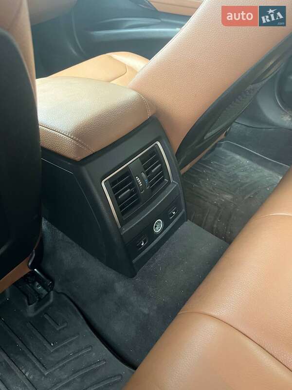 Универсал BMW 3 Series 2015 в Одессе