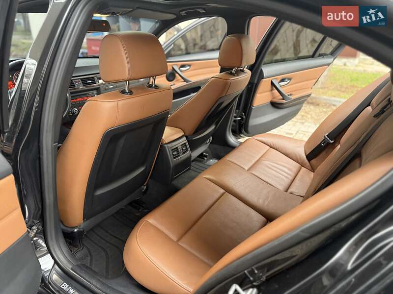Седан BMW 3 Series 2011 в Днепре