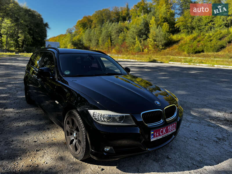 BMW 3 Series 2011 BMW 3 Series 2011