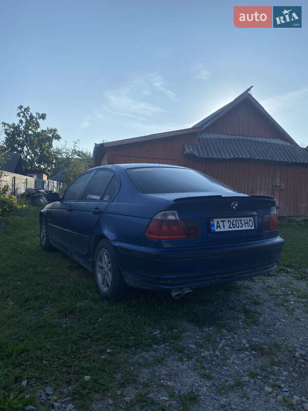 Седан BMW 3 Series 2001 в Надвірній