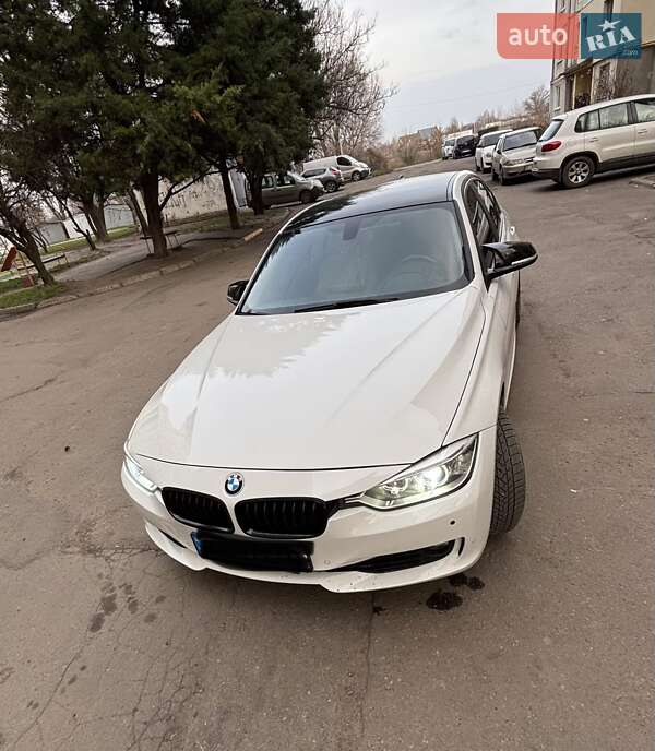 Седан BMW 3 Series 2013 в Полтаве