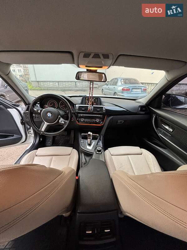 Седан BMW 3 Series 2013 в Полтаве