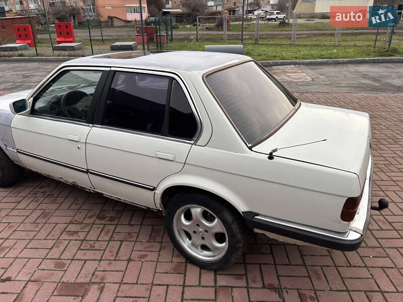 Седан BMW 3 Series 1986 в Знаменке