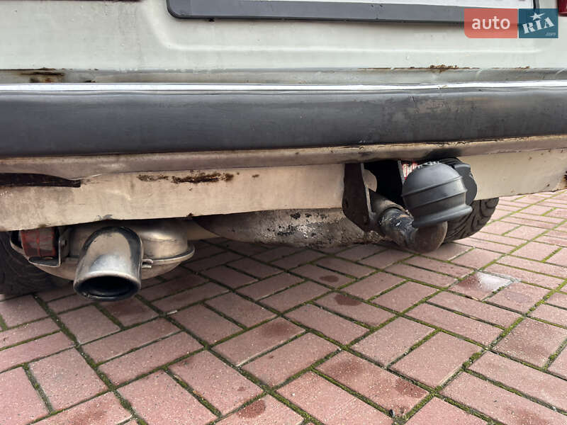 Седан BMW 3 Series 1986 в Знаменке