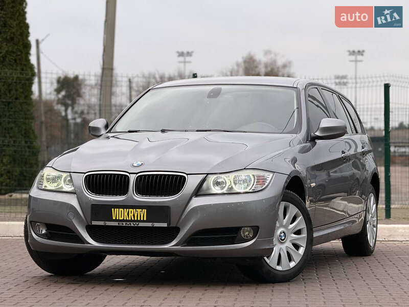 Универсал BMW 3 Series 2010 в Киеве