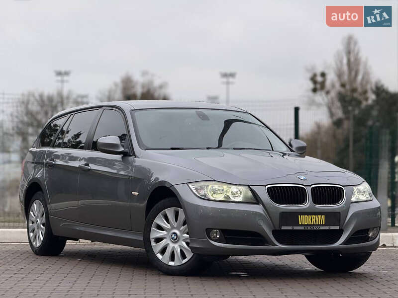 Универсал BMW 3 Series 2010 в Киеве