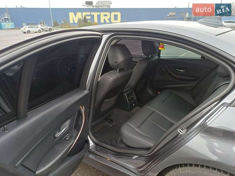 Седан BMW 3 Series 2014 в Днепре