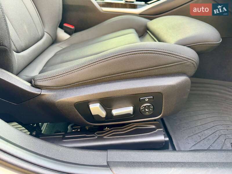 Седан BMW 3 Series 2020 в Киеве фото 54 Седан BMW 3 Series 2020 в Киеве