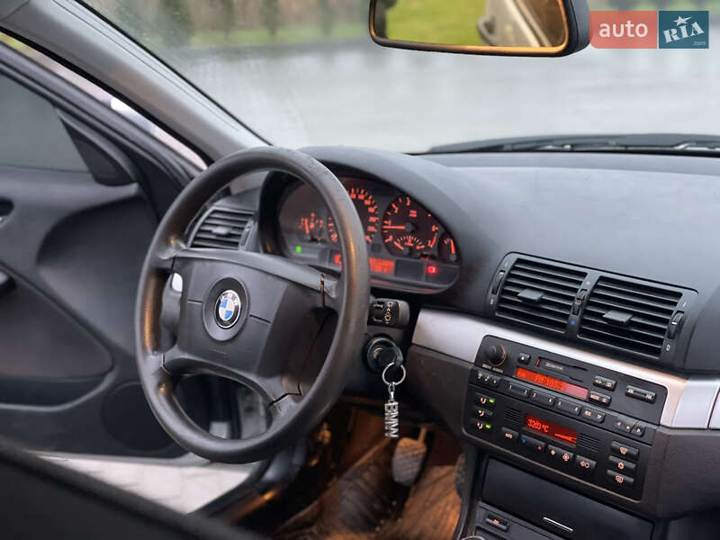 Универсал BMW 3 Series 2005 в Золочеве