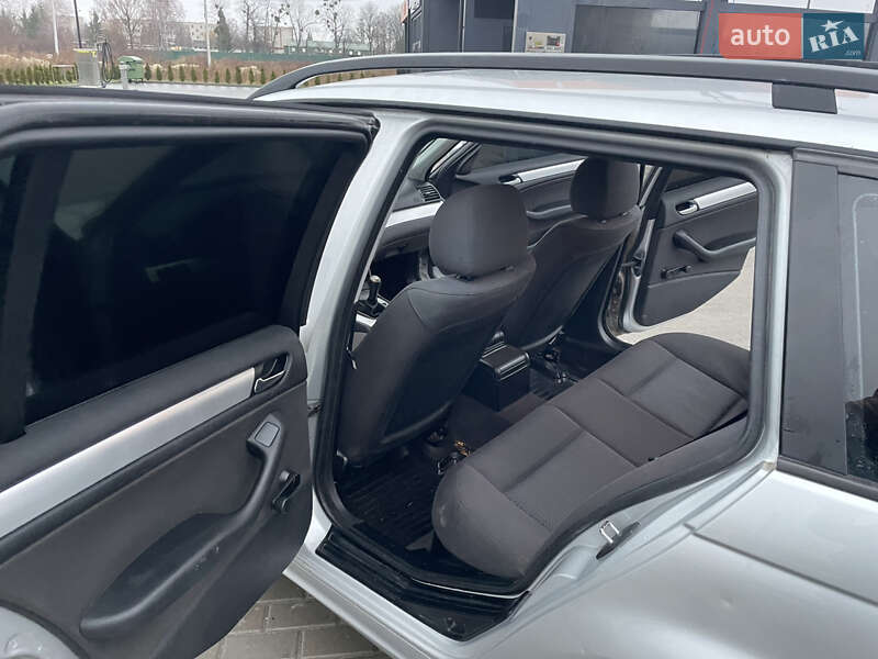 Универсал BMW 3 Series 2005 в Золочеве