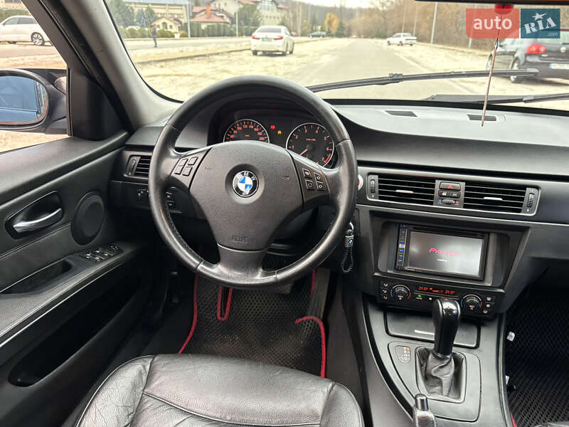 Седан BMW 3 Series 2005 в Днепре