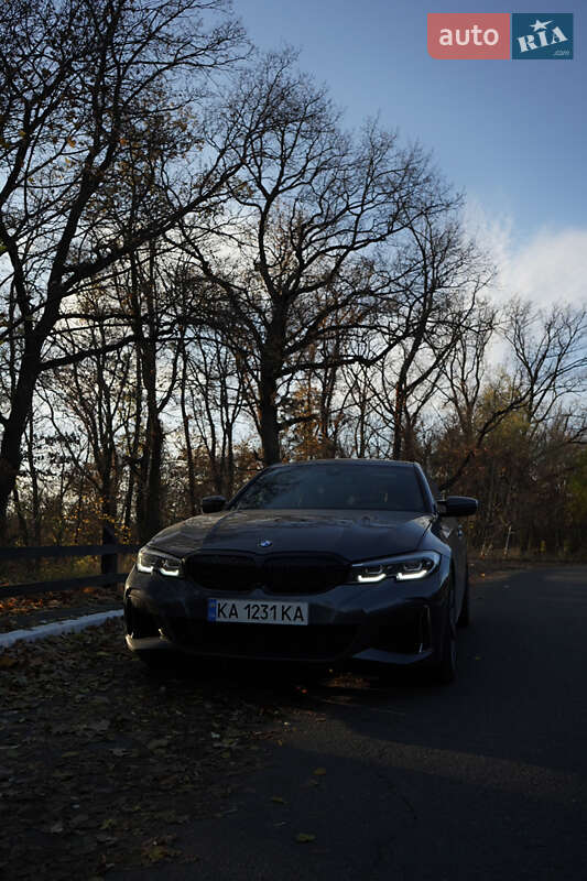 Седан BMW 3 Series 2019 в Киеве