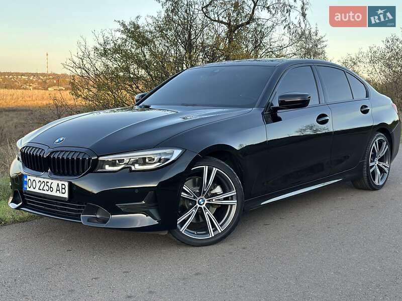Седан BMW 3 Series 2021 в Одессе