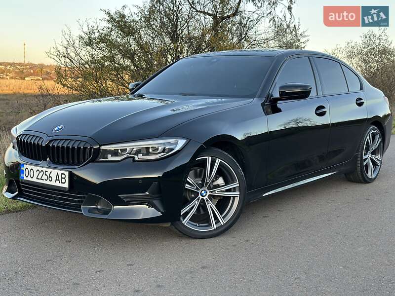 Седан BMW 3 Series 2021 в Одессе