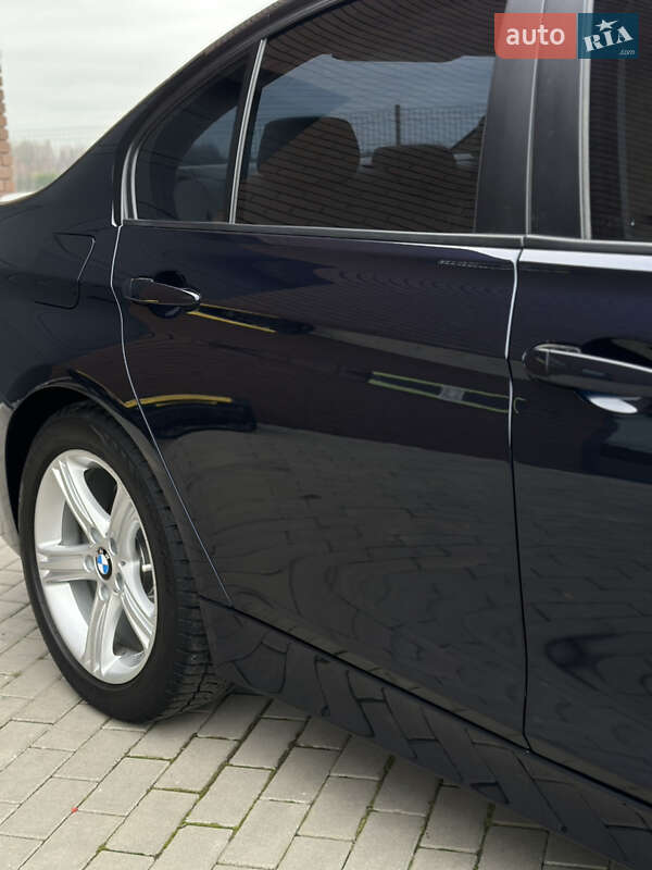 Седан BMW 3 Series 2014 в Луцке фото 17 Седан BMW 3 Series 2014 в Луцке