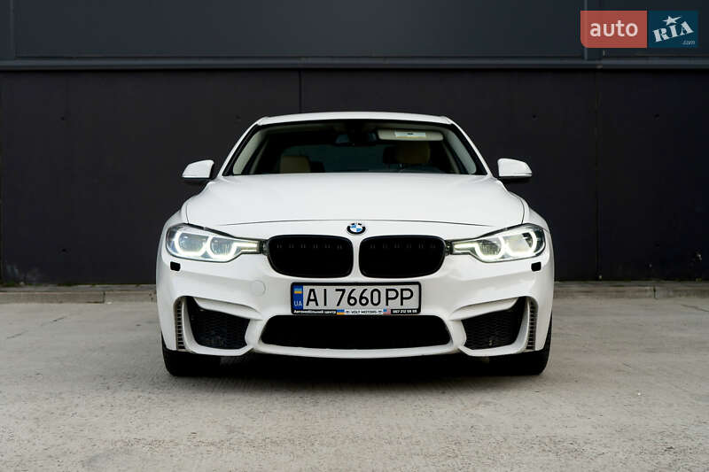 Седан BMW 3 Series 2018 в Киеве