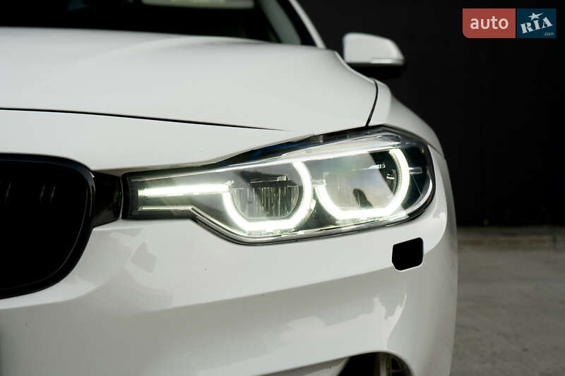Седан BMW 3 Series 2018 в Киеве