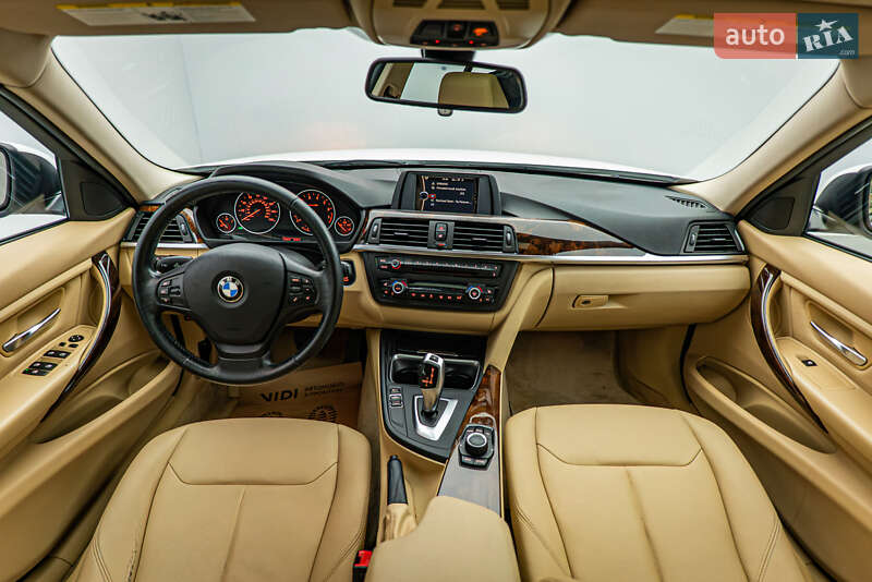 Седан BMW 3 Series 2012 в Киеве