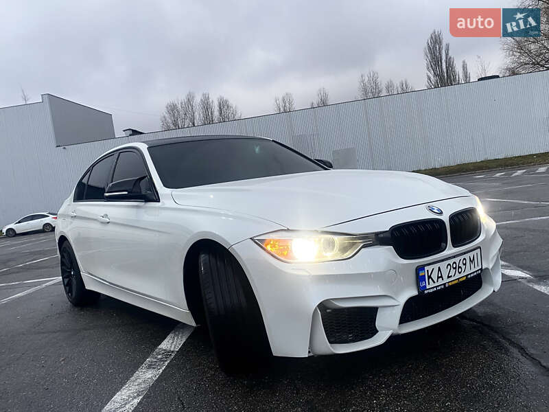 Седан BMW 3 Series 2012 в Полтаве