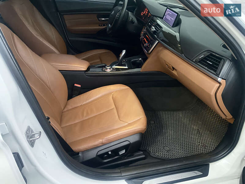 Седан BMW 3 Series 2012 в Полтаве