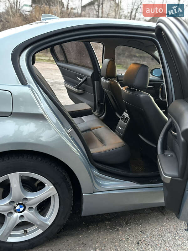 Седан BMW 3 Series 2007 в Чернігові