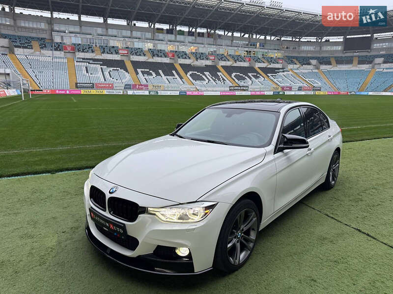 Седан BMW 3 Series 2017 в Одессе