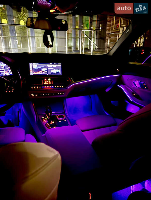 Седан BMW 3 Series 2021 в Киеве