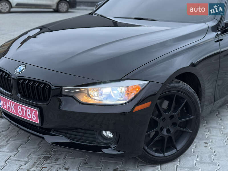 Седан BMW 3 Series 2015 в Калуше