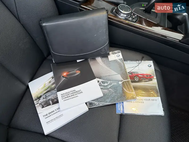 Седан BMW 3 Series 2015 в Калуше документ