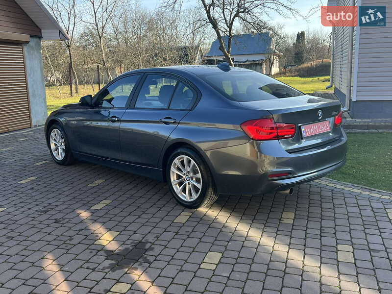 Седан BMW 3 Series 2017 в Косові