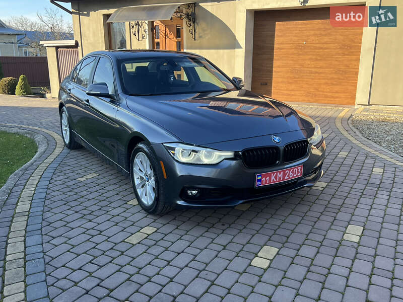 Седан BMW 3 Series 2017 в Косові
