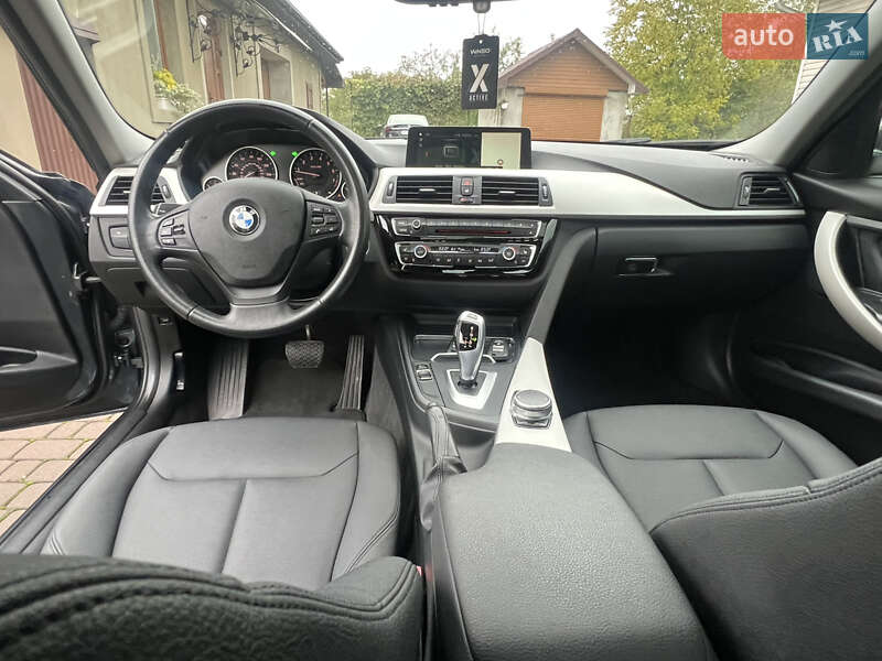 Седан BMW 3 Series 2017 в Косові