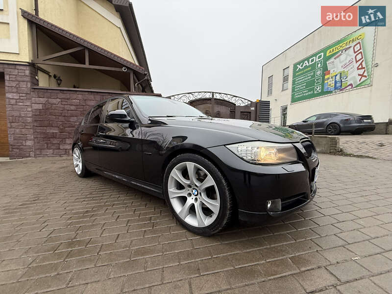 Седан BMW 3 Series 2011 в Харкові