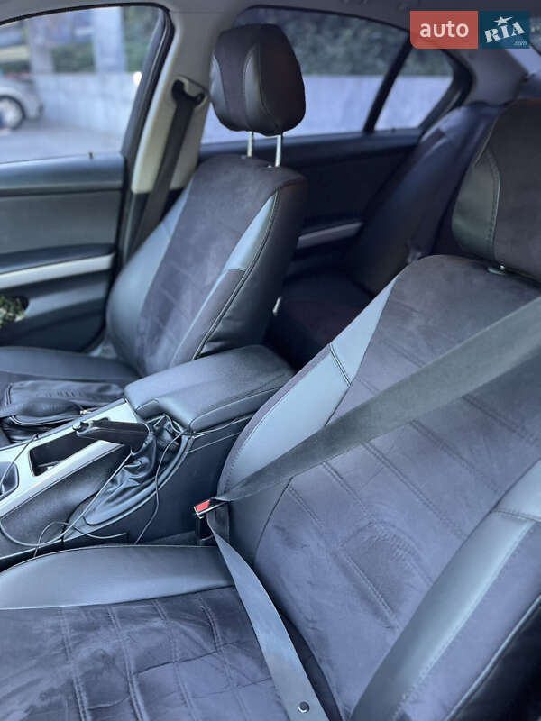 Седан BMW 3 Series 2006 в Киеве фото 13 Седан BMW 3 Series 2006 в Киеве