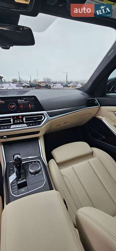 Седан BMW 3 Series 2021 в Харькове