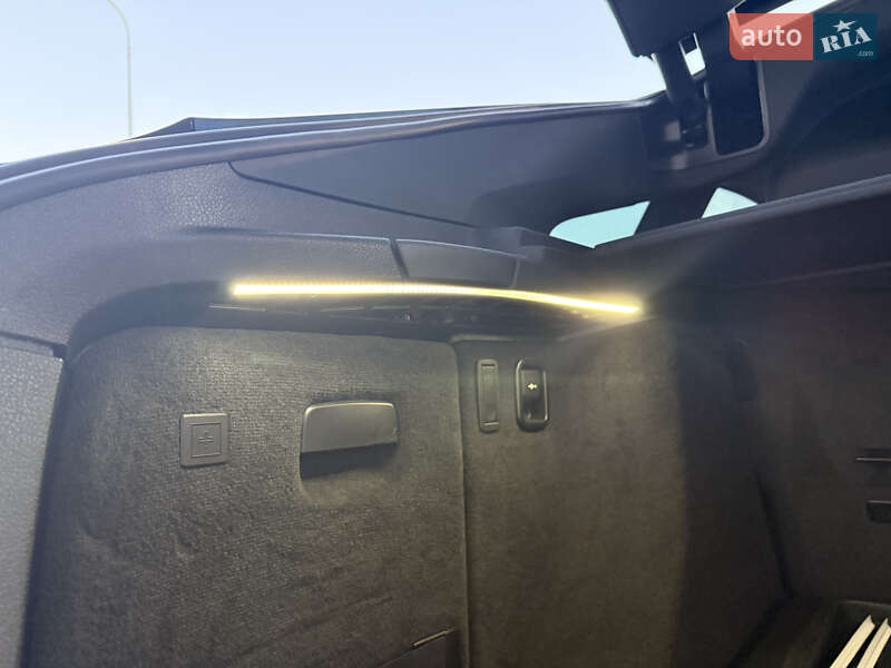 Седан BMW 3 Series 2014 в Києві