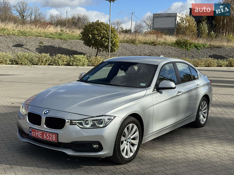Седан BMW 3 Series 2017 в Хмельницком