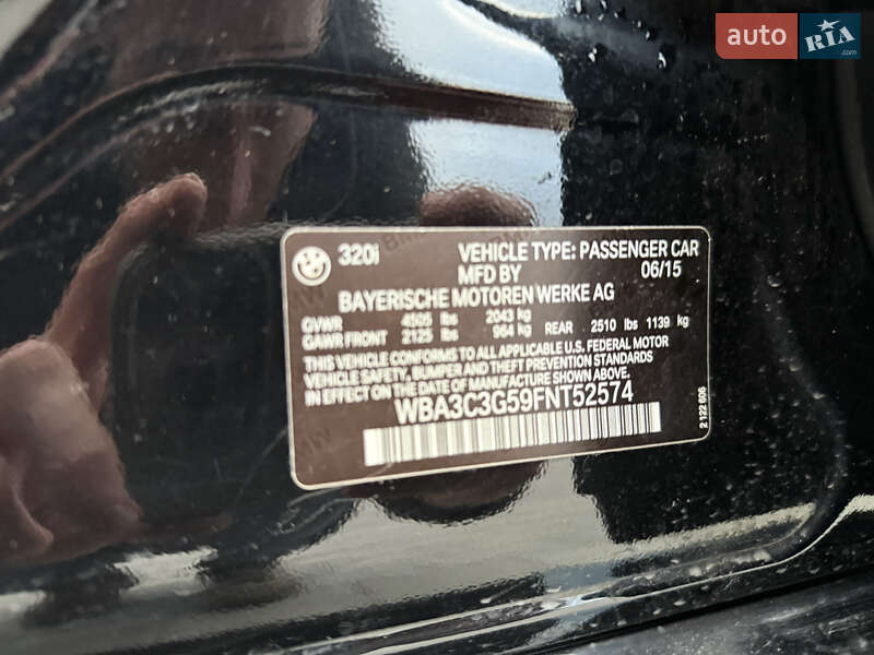 Седан BMW 3 Series 2015 в Калуше