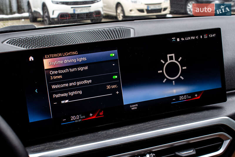 Седан BMW 3 Series 2022 в Львові