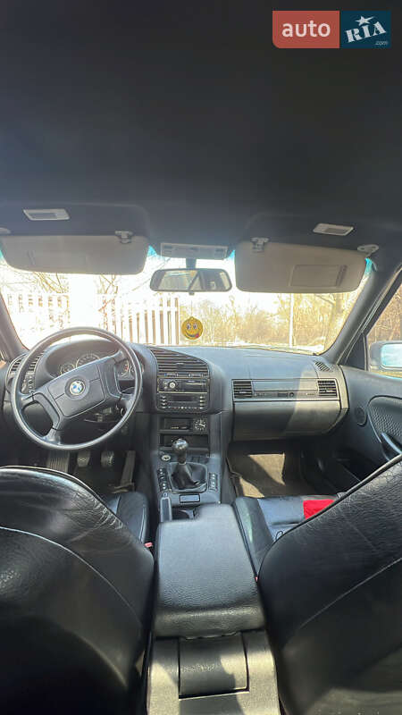 Седан BMW 3 Series 1997 в Сквире