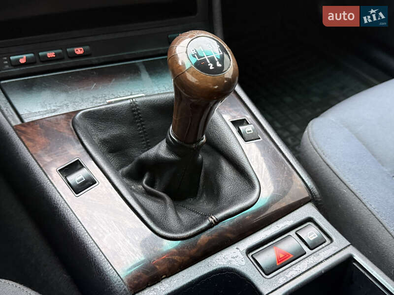 Седан BMW 3 Series 2002 в Стрые фото 37 Седан BMW 3 Series 2002 в Стрые