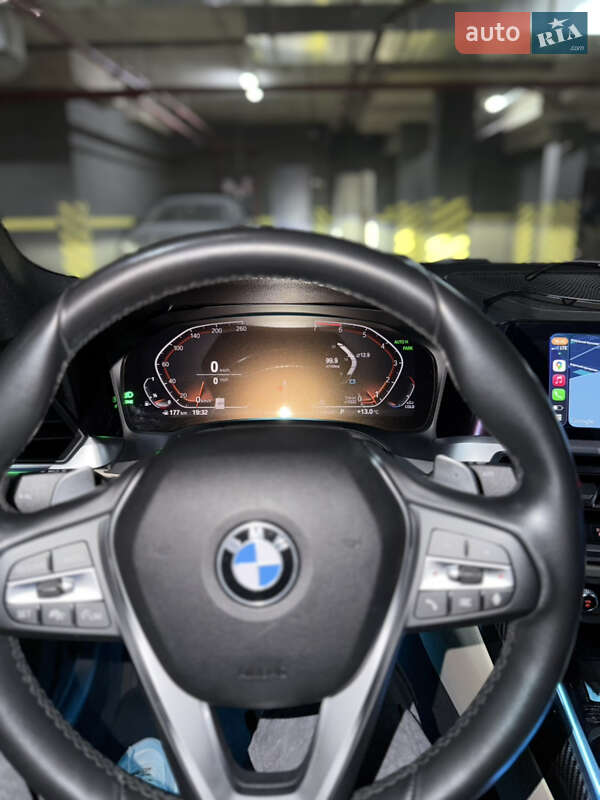 Седан BMW 3 Series 2019 в Одессе